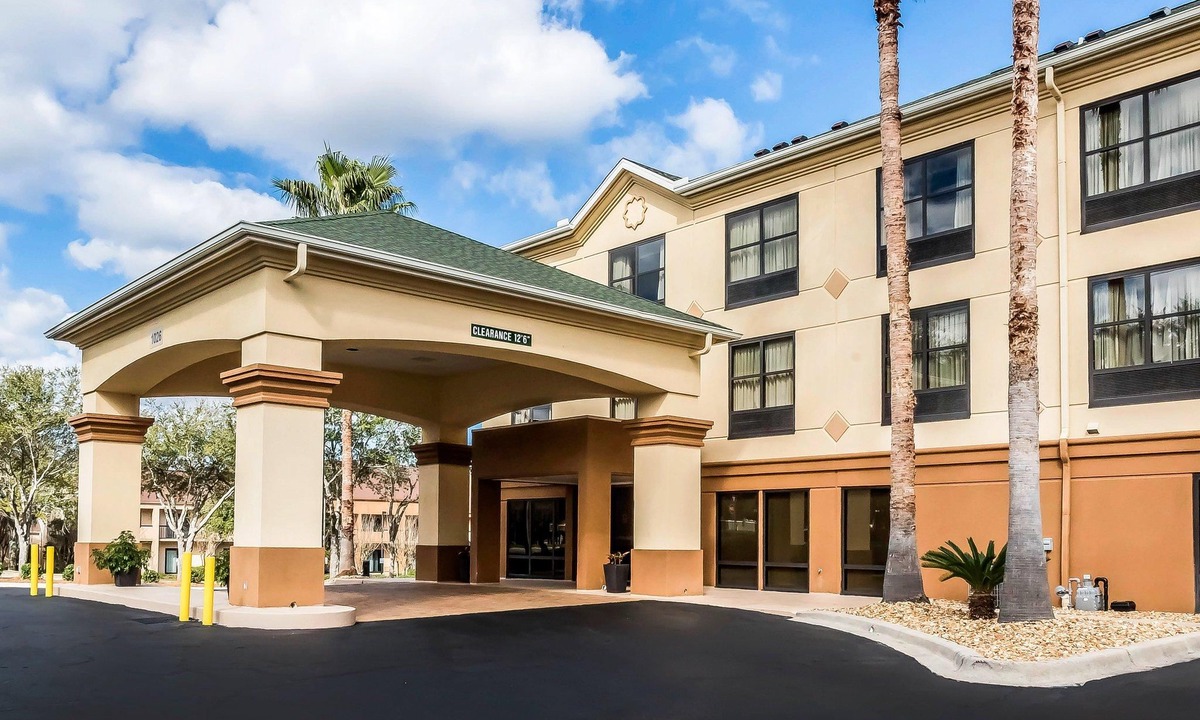 Tulare Hotel | Hampton Inn & Suites Tulare
