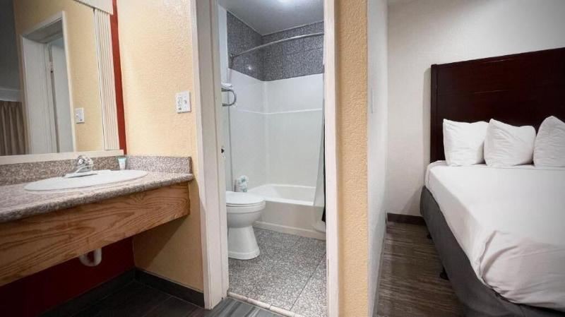 Photo of Bathroom in Mariposa