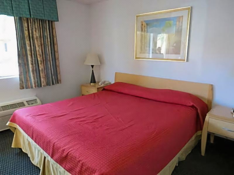 Photo of Bedroom in La Sierra