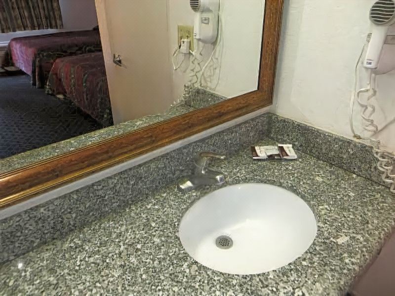 Photo of Bathroom in La Sierra