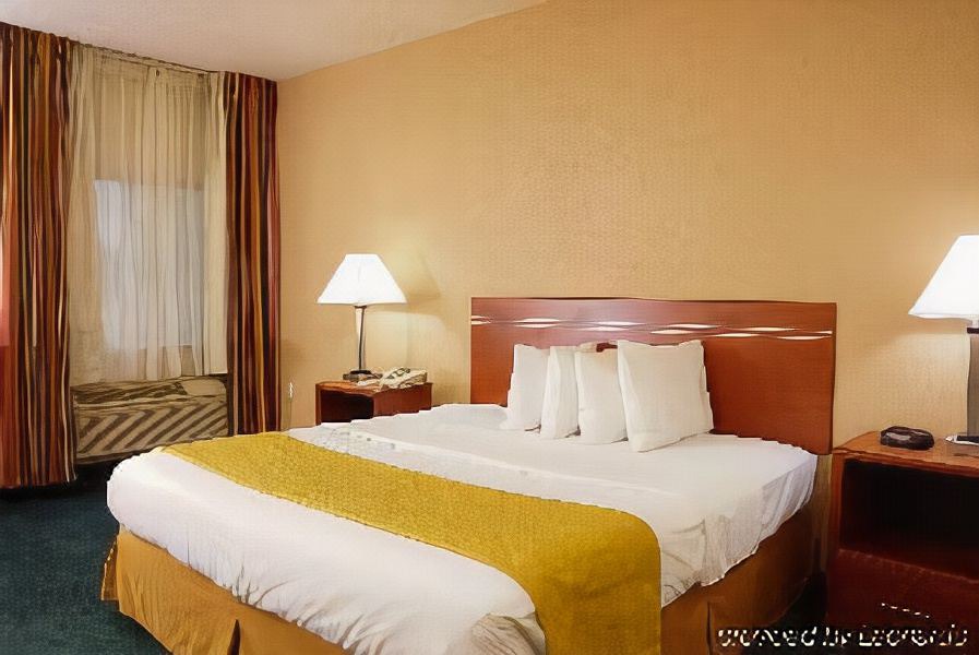 Photo of Bedroom in Pueblo