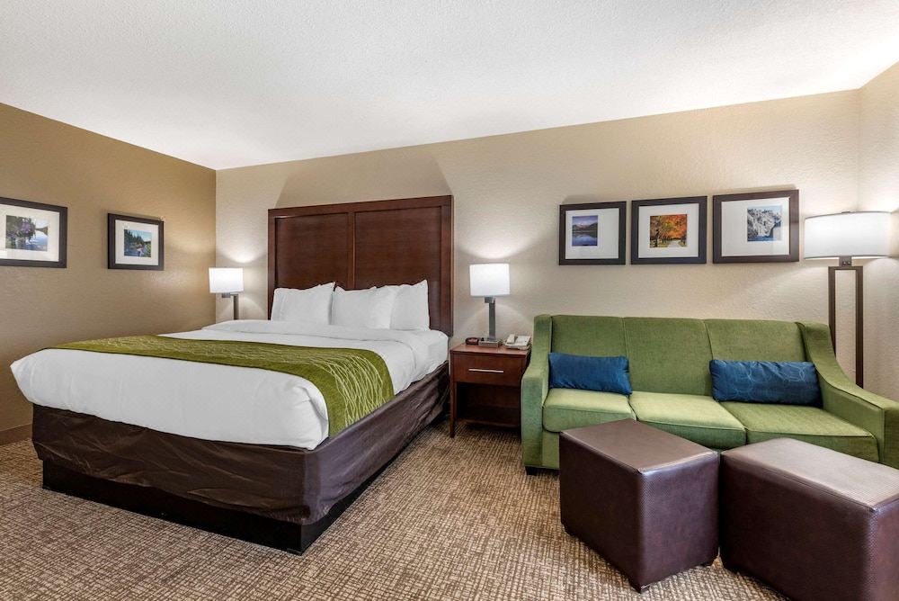 Photo of Bedroom in Pueblo