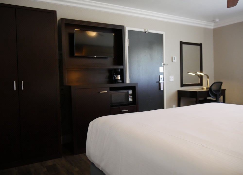 Photo of Bedroom in Lompoc