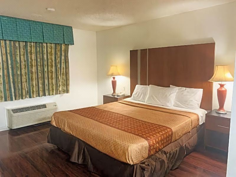Photo of Bedroom in La Sierra