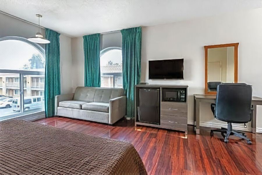 Photo of Livingroom in La Sierra