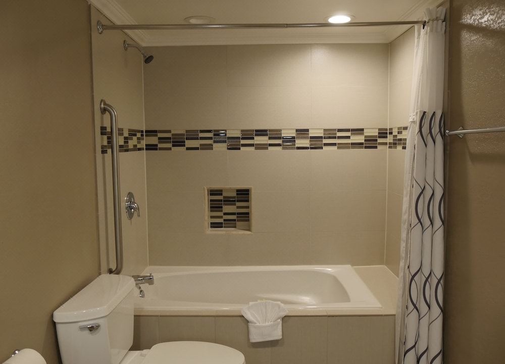 Photo of Bathroom in Lompoc
