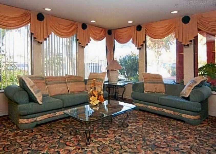 Photo of Livingroom in Gilroy