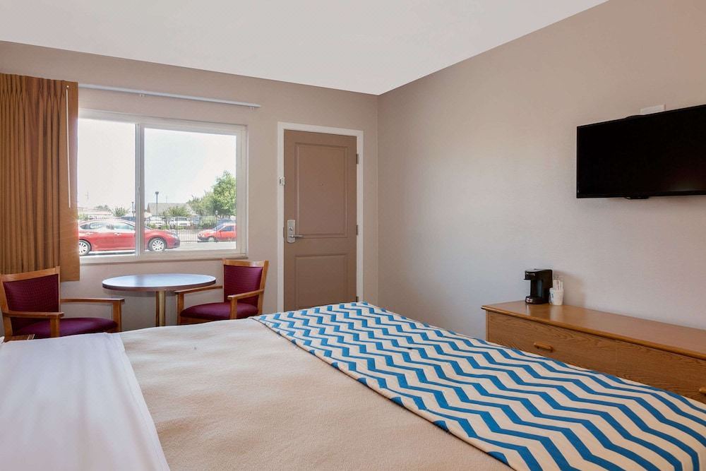 Photo of Bedroom in Downtown