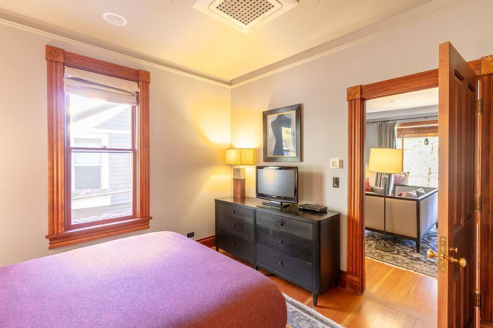 Photo of Bedroom in Green Mountain Falls