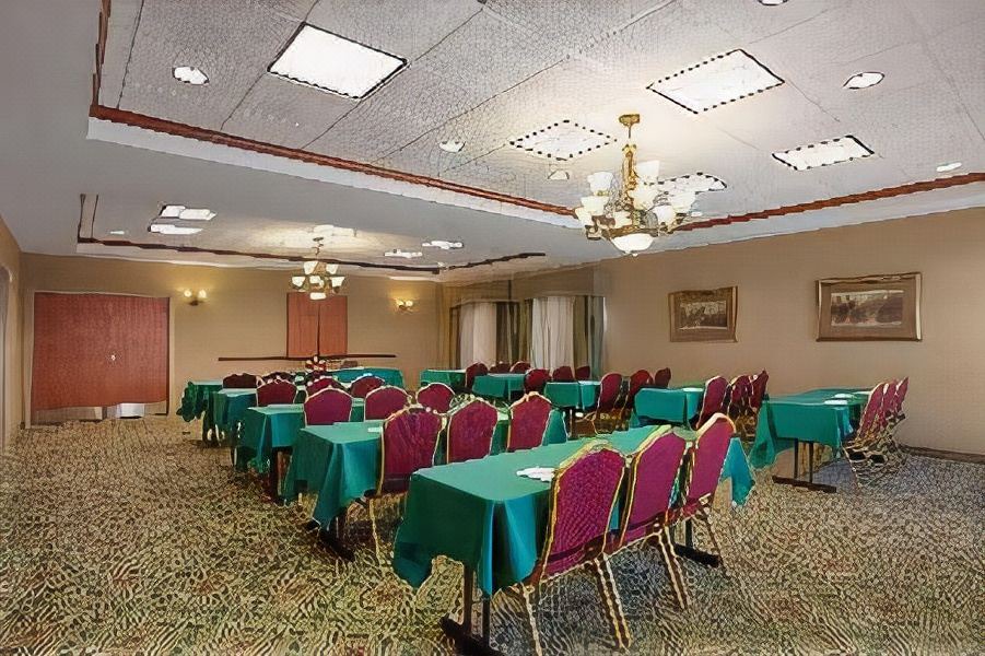 Photo of Livingroom in Canon City