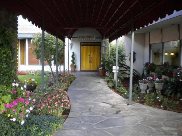 Photo of Buildings in Visalia