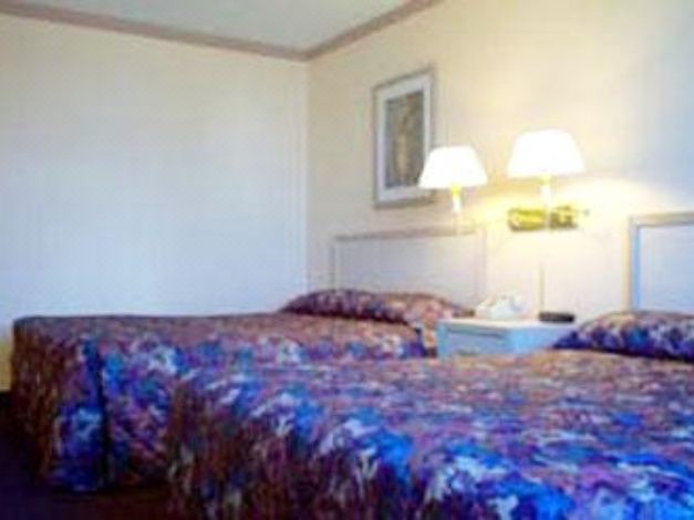 Photo of Bedroom in Colorado City
