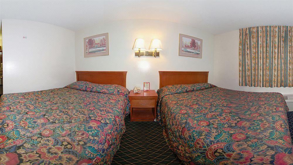 Photo of Bedroom in La Sierra