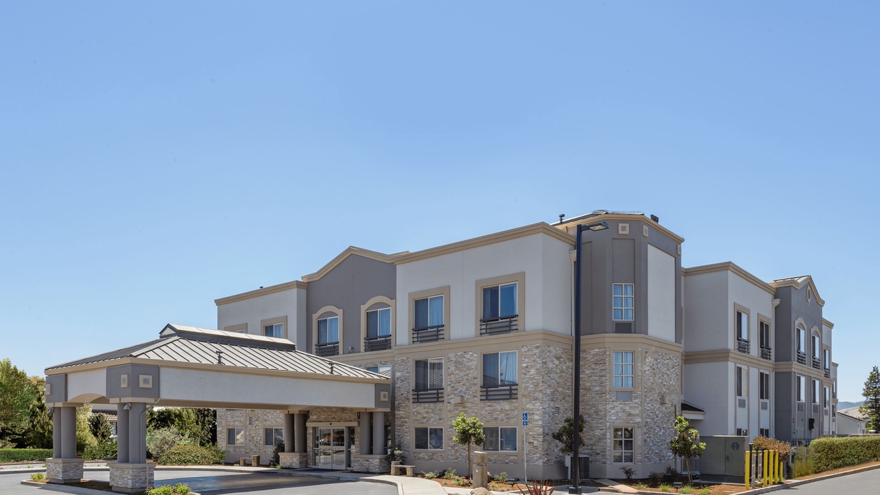 Photo of Buildings in Morgan Hill