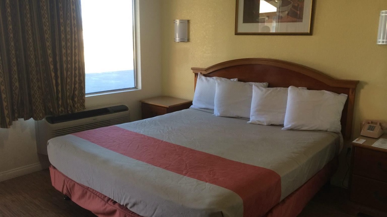 Photo of Bedroom in Hemet