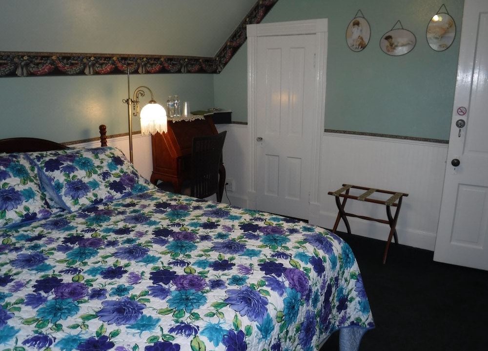 Photo of Bedroom in Golden