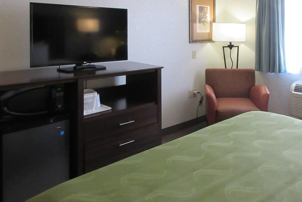 Photo of Bedroom in Pueblo West