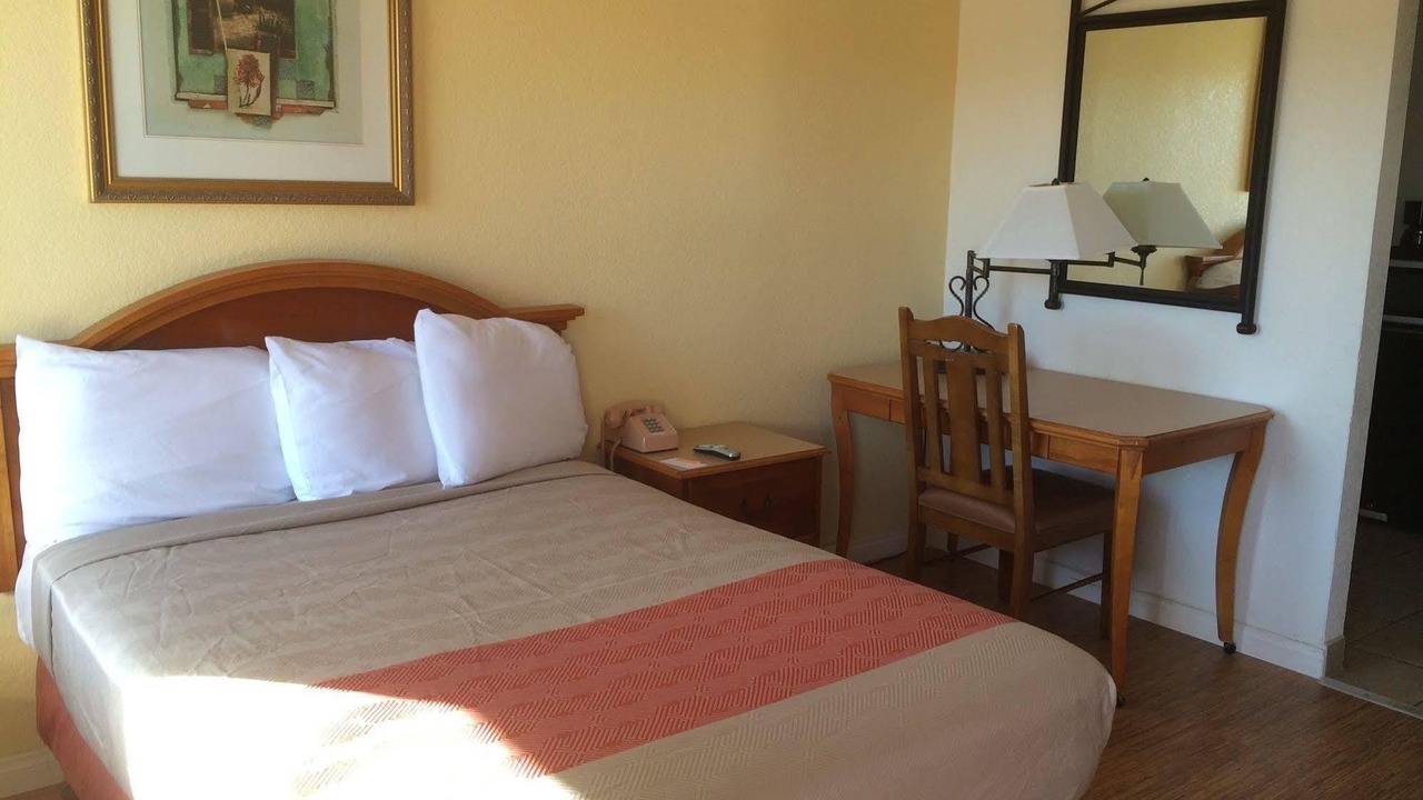 Photo of Bedroom in Hemet