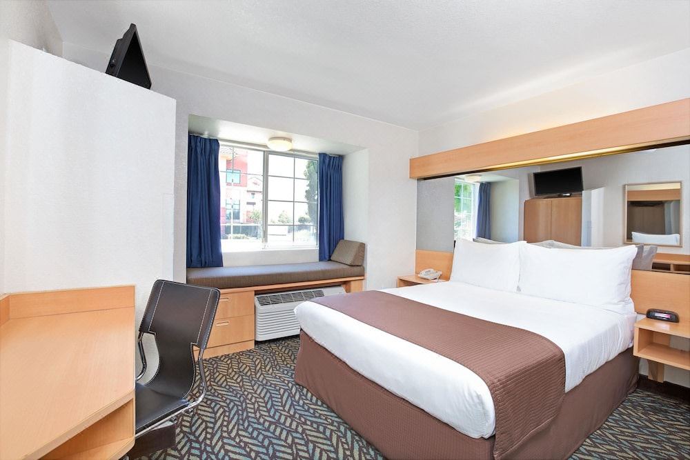Photo of Bedroom in Morgan Hill