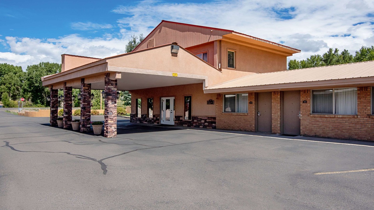 Photo of Buildings in Gunnison