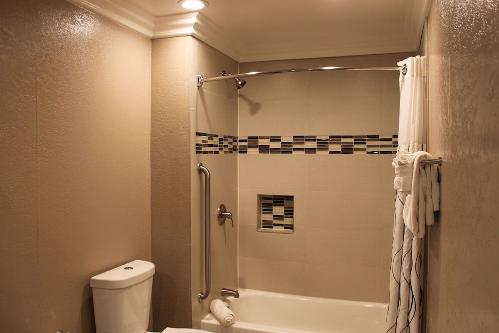 Photo of Bathroom in Lompoc