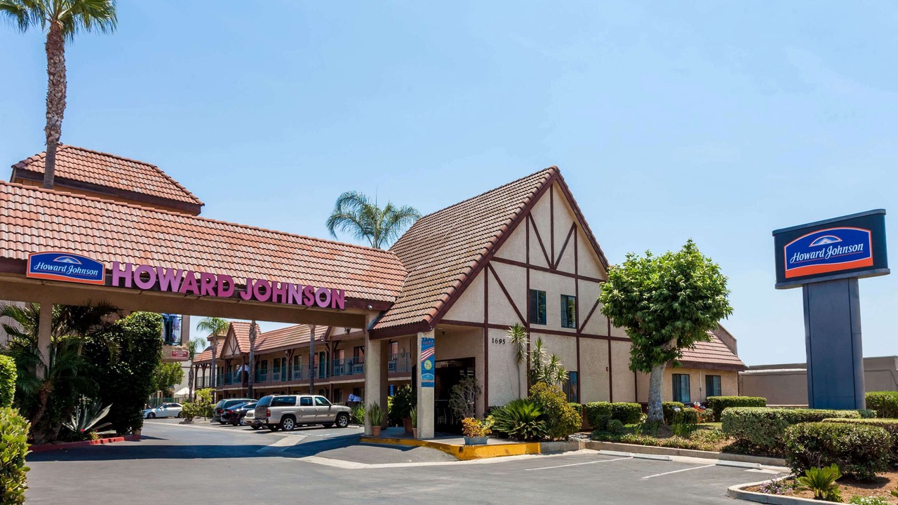 Photo of Buildings in Norco