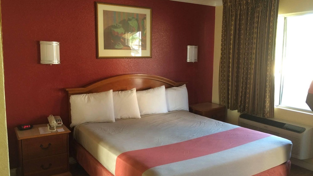 Photo of Bedroom in Hemet