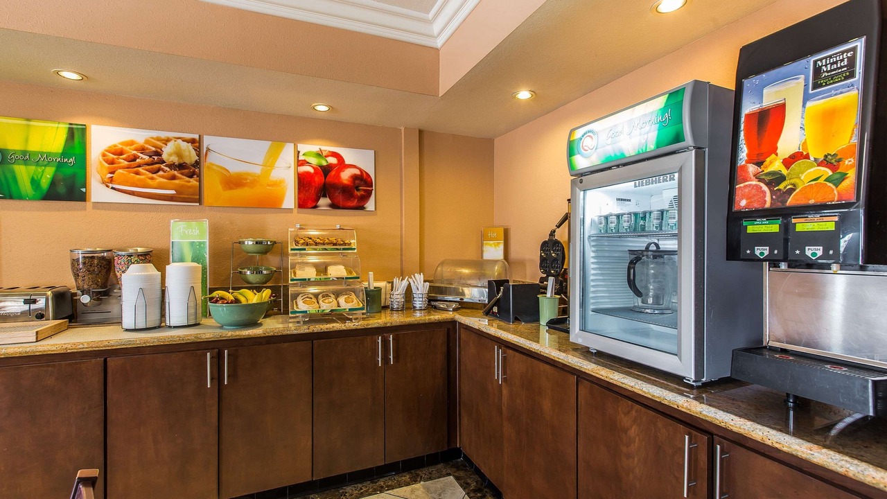 Photo of Kitchen in Lake Elsinore