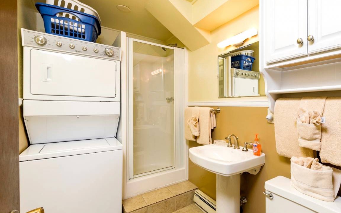 Photo of Bathroom in Windcliff Estates
