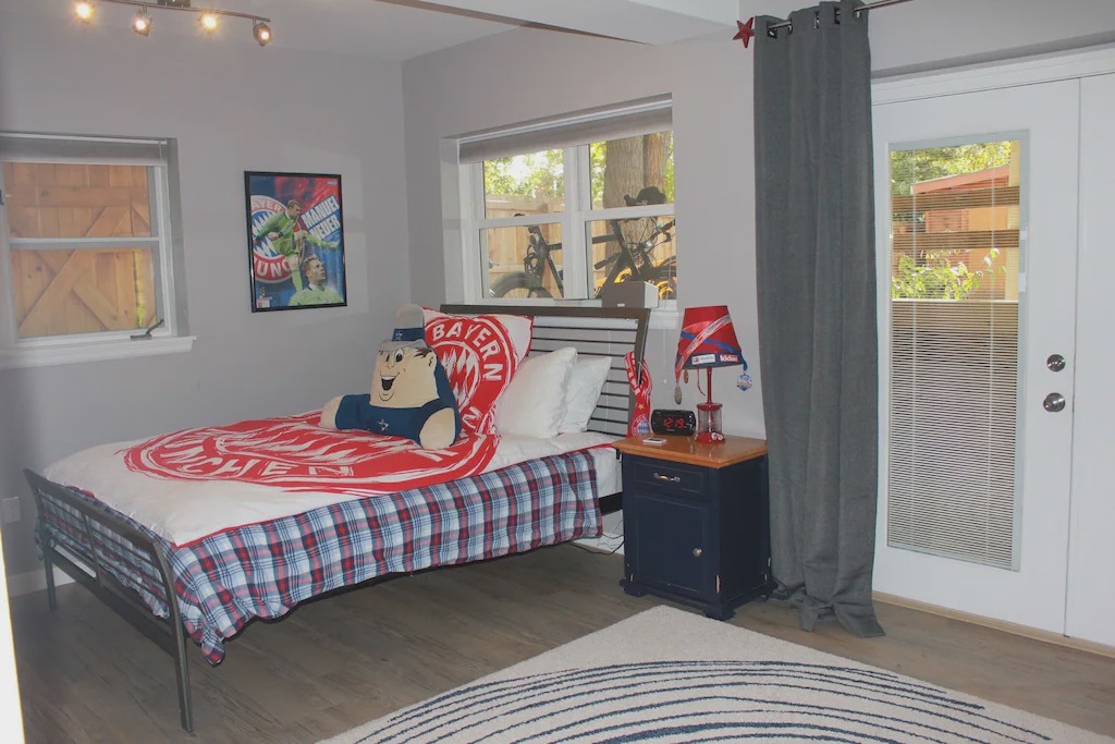 Photo of Bedroom in Rural North Boulder