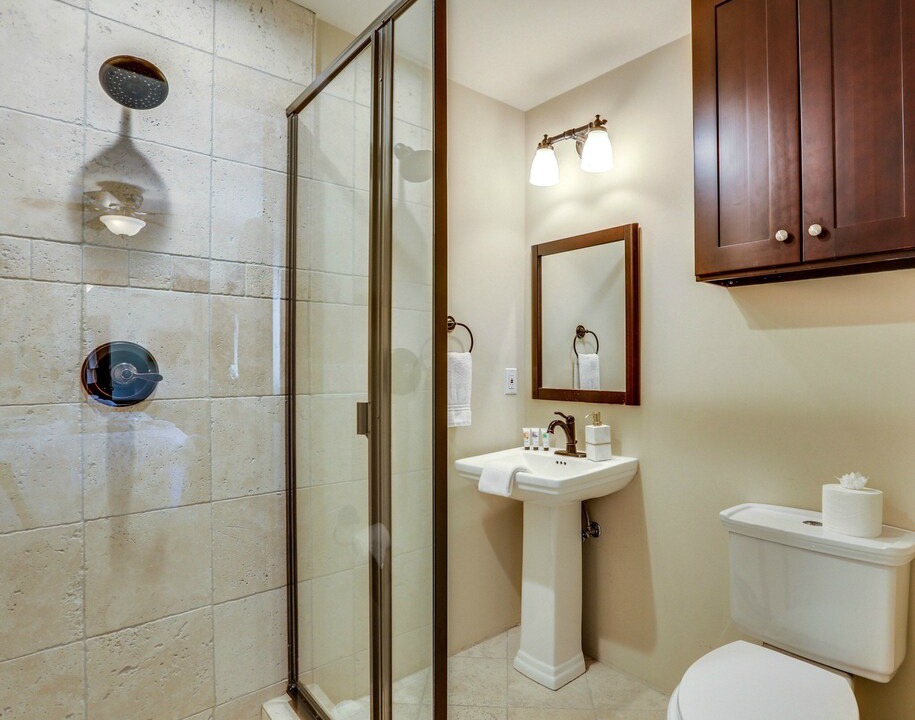 Photo of Bathroom in Chino Canyon