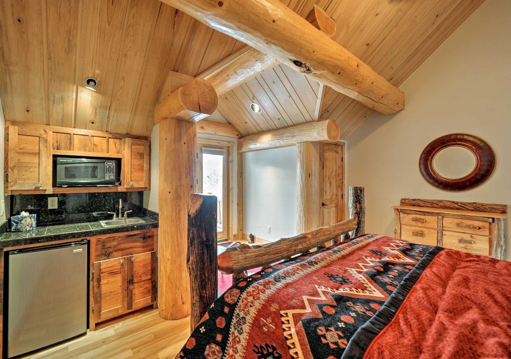 Photo of Bedroom in San Juan River Village