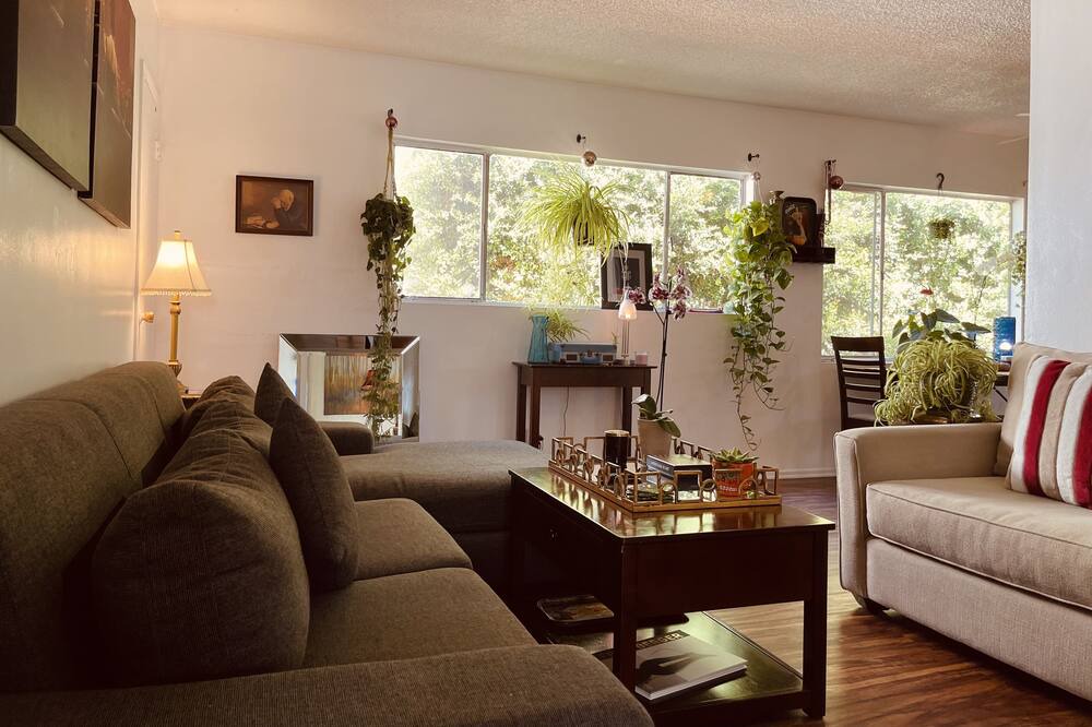 Photo of Livingroom in Tri-West