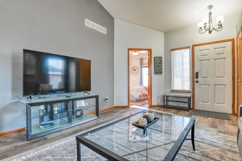 Photo of Bedroom in Gleneagle