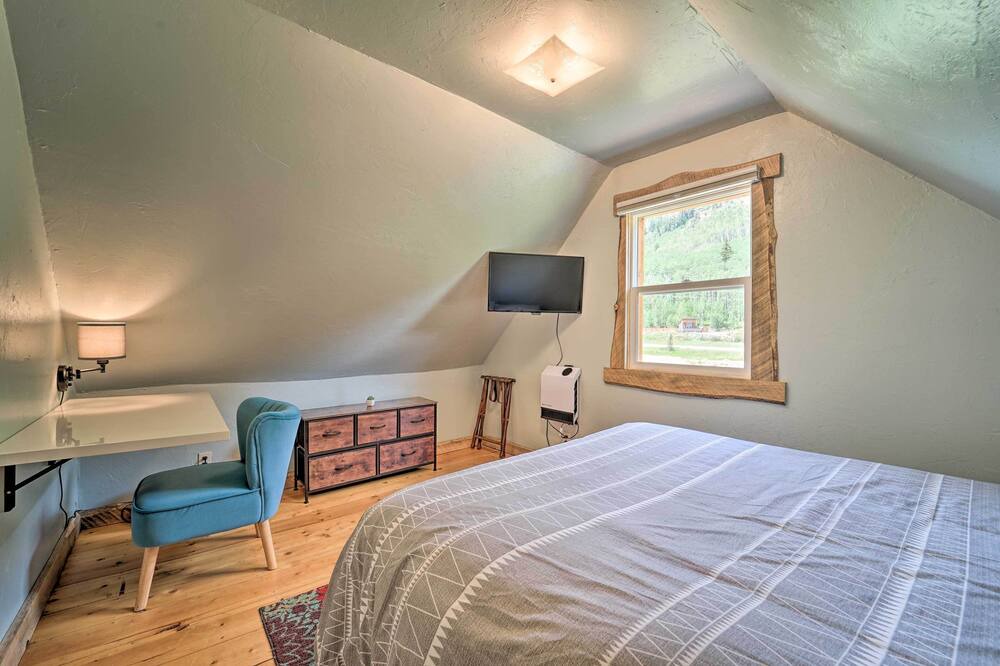 Photo of Bedroom in Columbine Lake