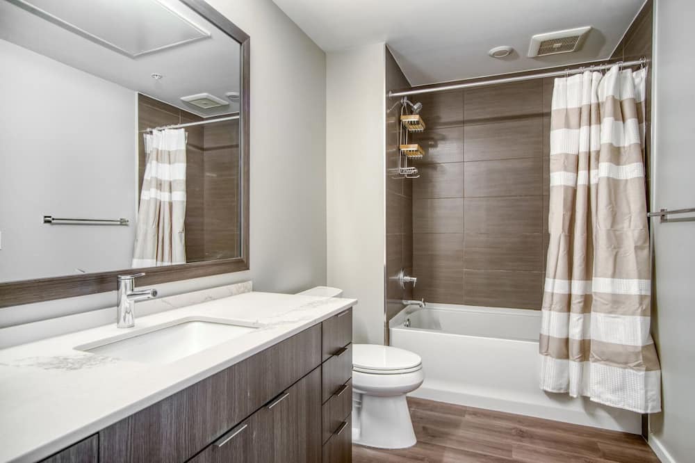 Photo of Bathroom in Congress Park