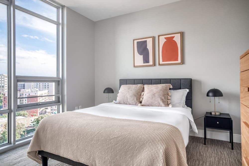 Photo of Bedroom in Five Points