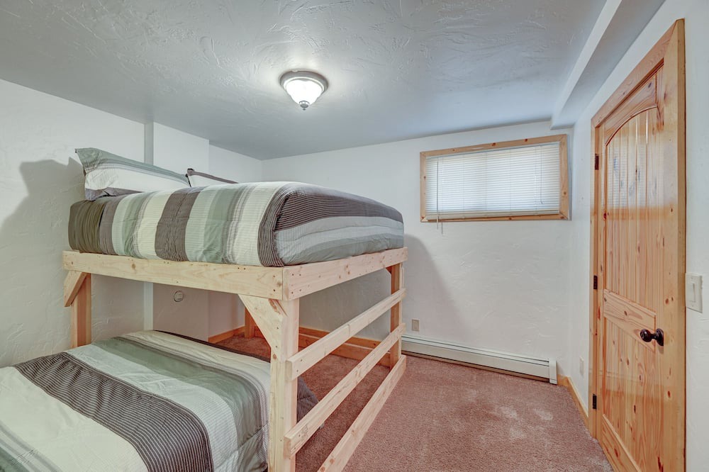 Photo of Bedroom in Willow Grove