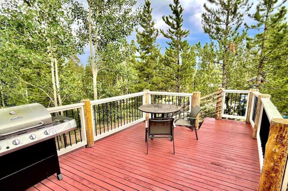 Photo of Patio Balcony in Granby
