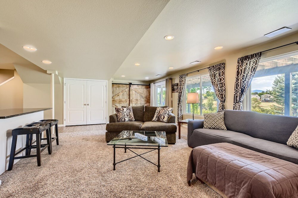 Photo of Livingroom in Westridge
