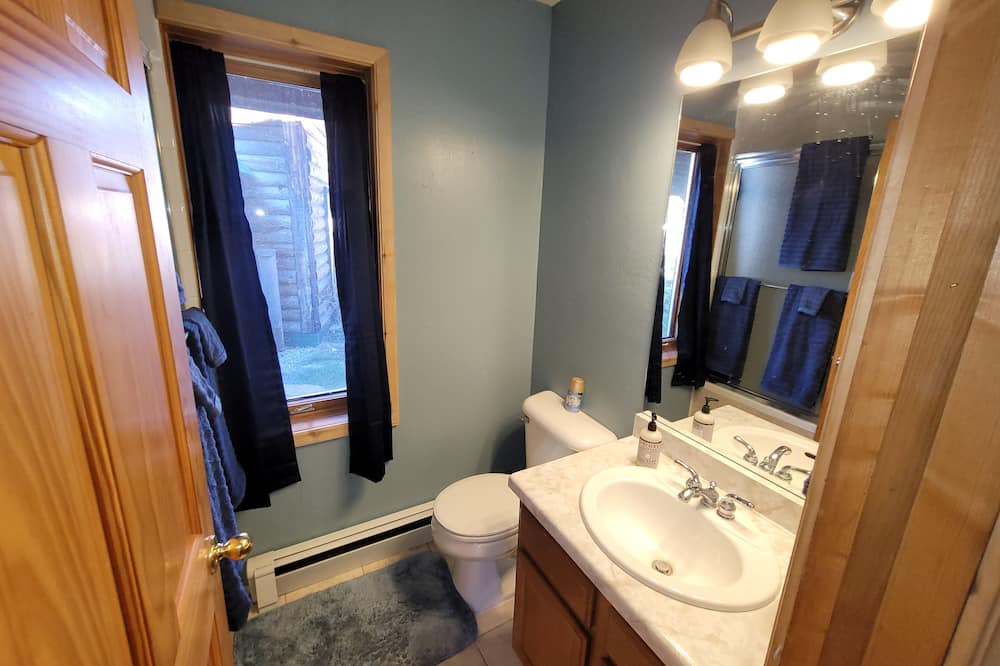 Photo of Bathroom in Crested Butte South