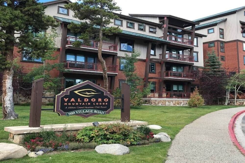 Photo of Outdoor in Peak 9