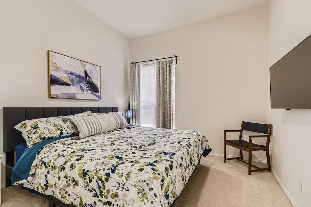 Photo of Bedroom in Parker