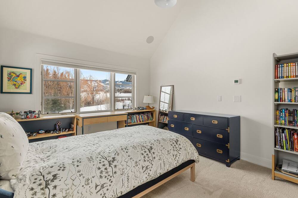 Photo of Bedroom in Snowmass Village