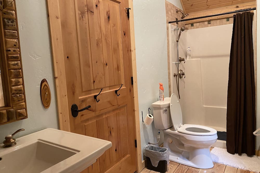 Photo of Bathroom in South Fork