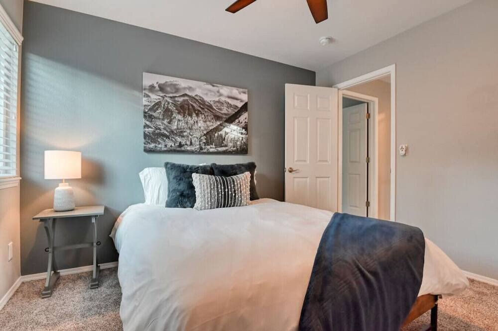 Photo of Others in Northwest Colorado Springs