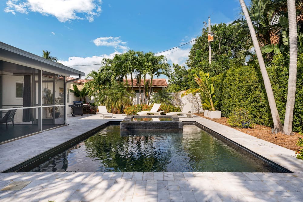 Photo of Outdoor in Coral Ridge Isles