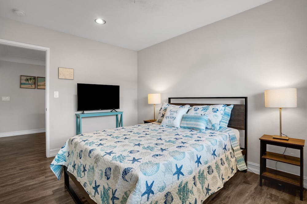 Photo of Others in Coral Ridge Isles