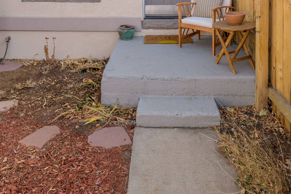 Photo of Outdoor in Cole