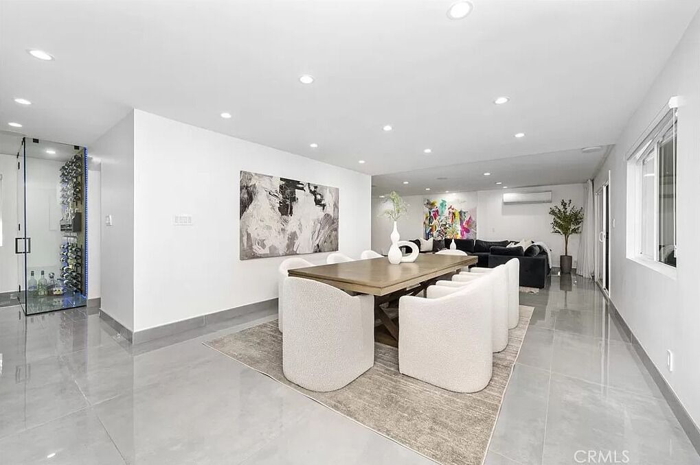 Photo of Kitchen in Encino